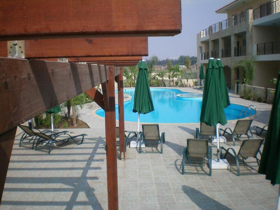 103 Elegant 2 Bed Apartment With Free Wifi, Ac, Pool & Gym! Larnaca Extérieur photo
