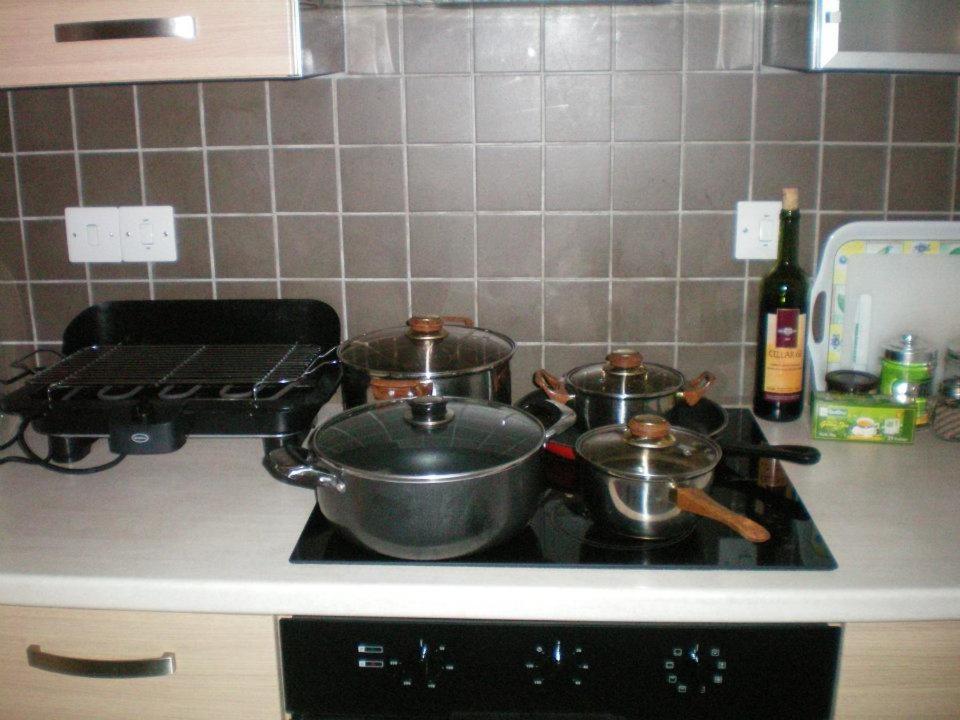 103 Elegant 2 Bed Apartment With Free Wifi, Ac, Pool & Gym! Larnaca Extérieur photo