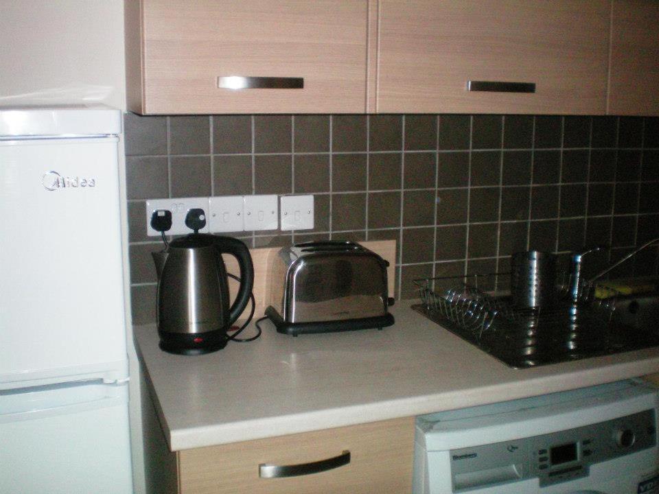 103 Elegant 2 Bed Apartment With Free Wifi, Ac, Pool & Gym! Larnaca Extérieur photo